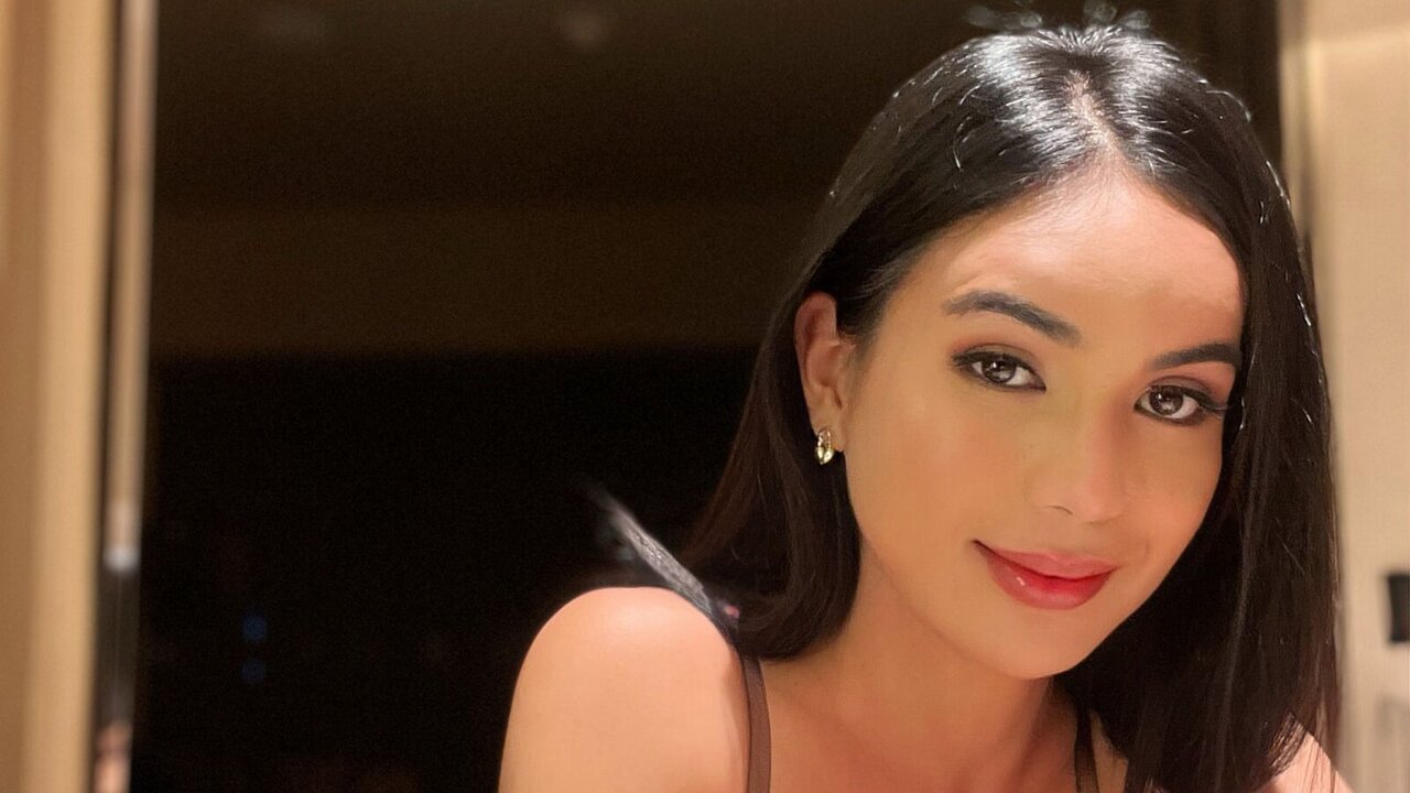 Enter AlexinaWoss Recorded Private