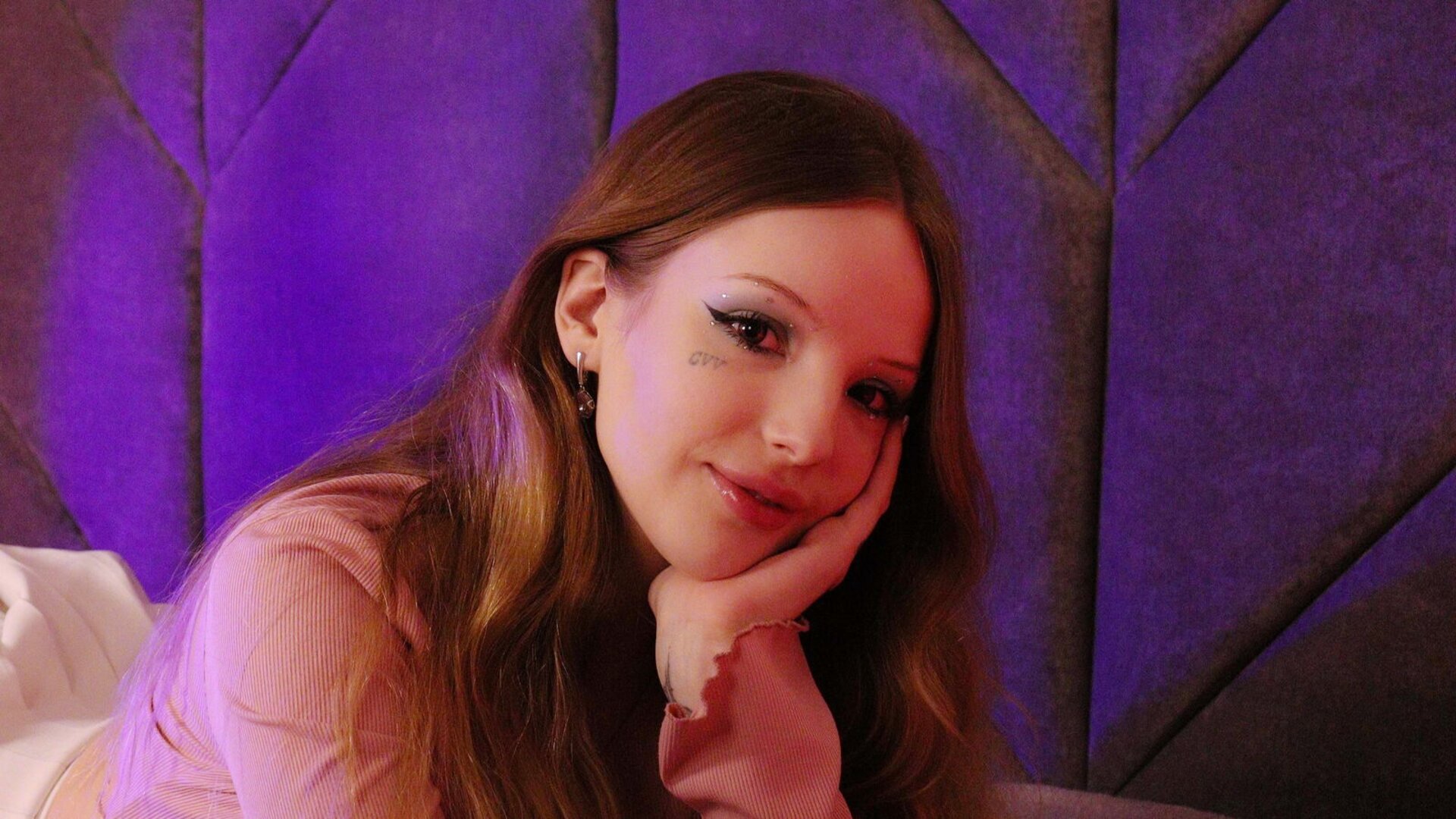 Enter IrisFreshh Recorded Private